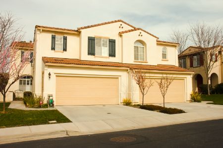 Restore Your Home’s Curb Appeal with Professional House Washing Thumbnail